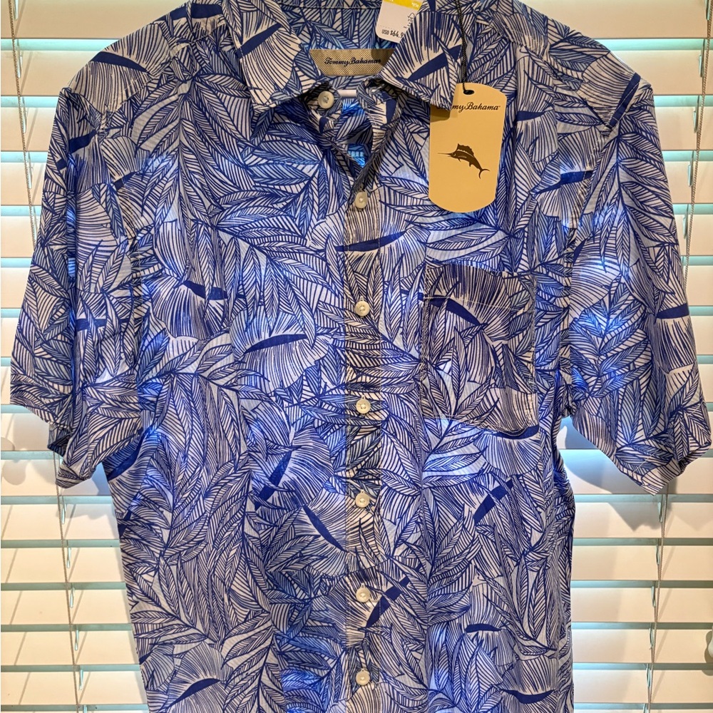 Tommy Bahama Men's Shirt in Blue Leaf Pattern